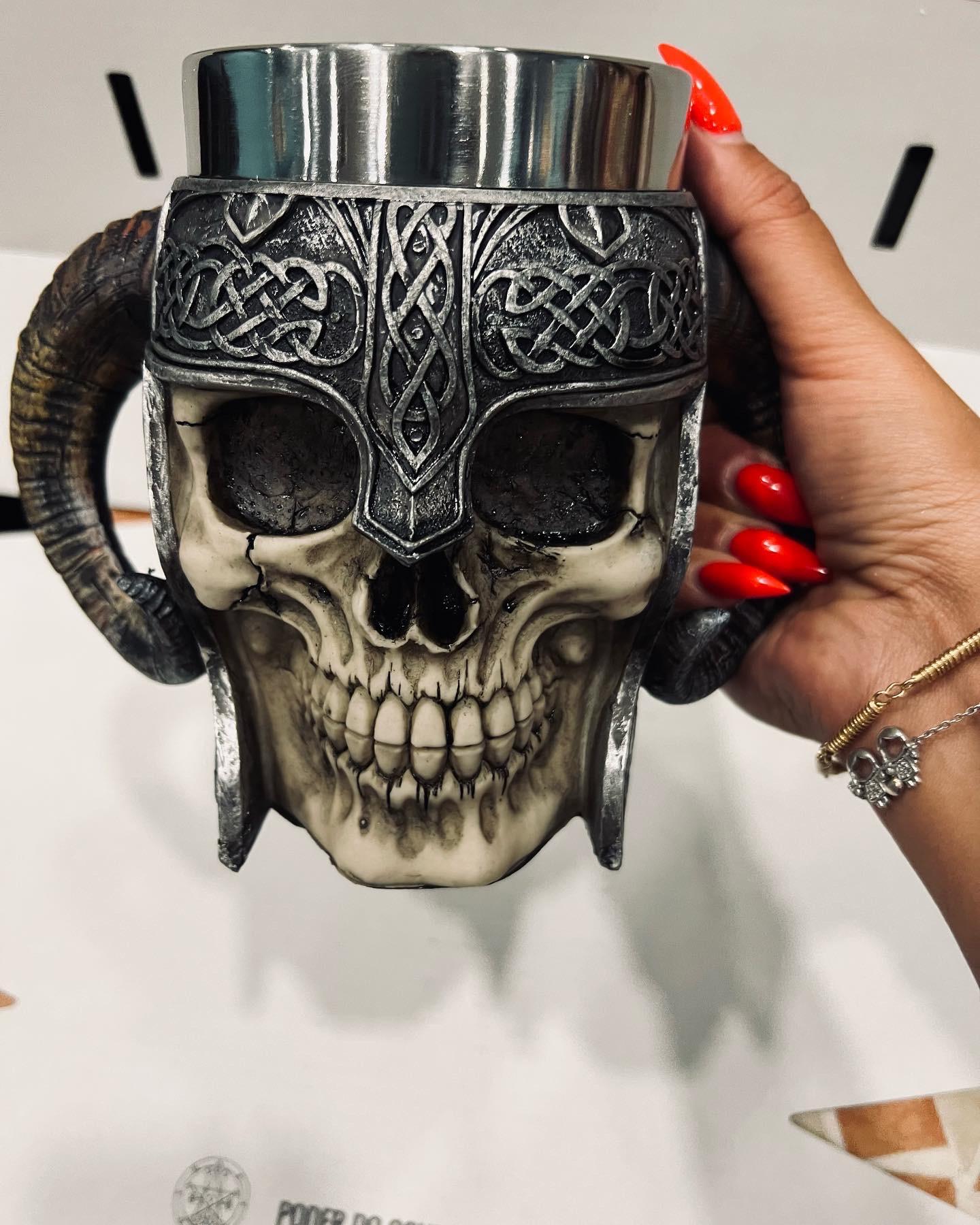 CANECA CAVEIRA VIKING