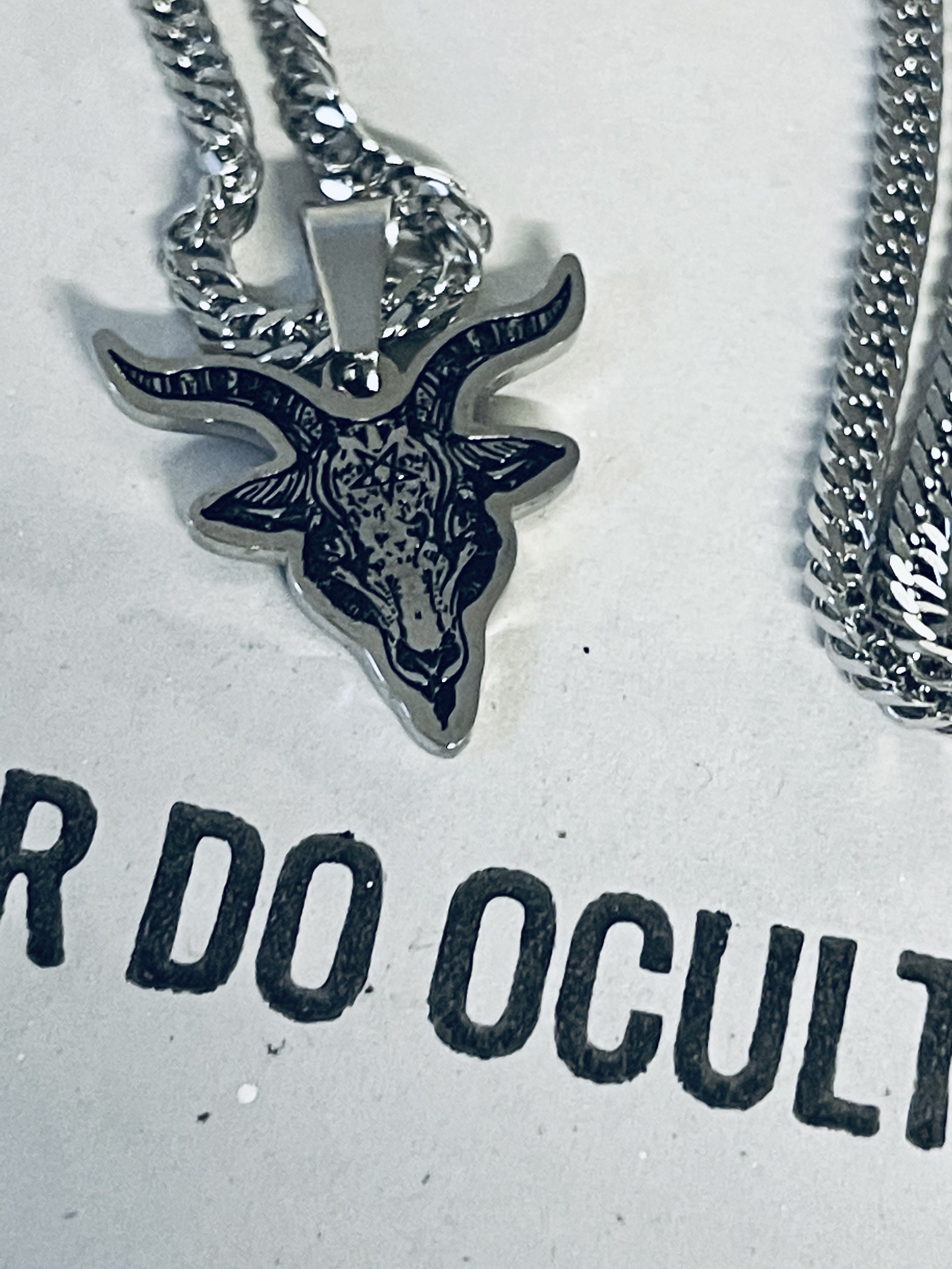 COLAR DE AO BAPHOMET 