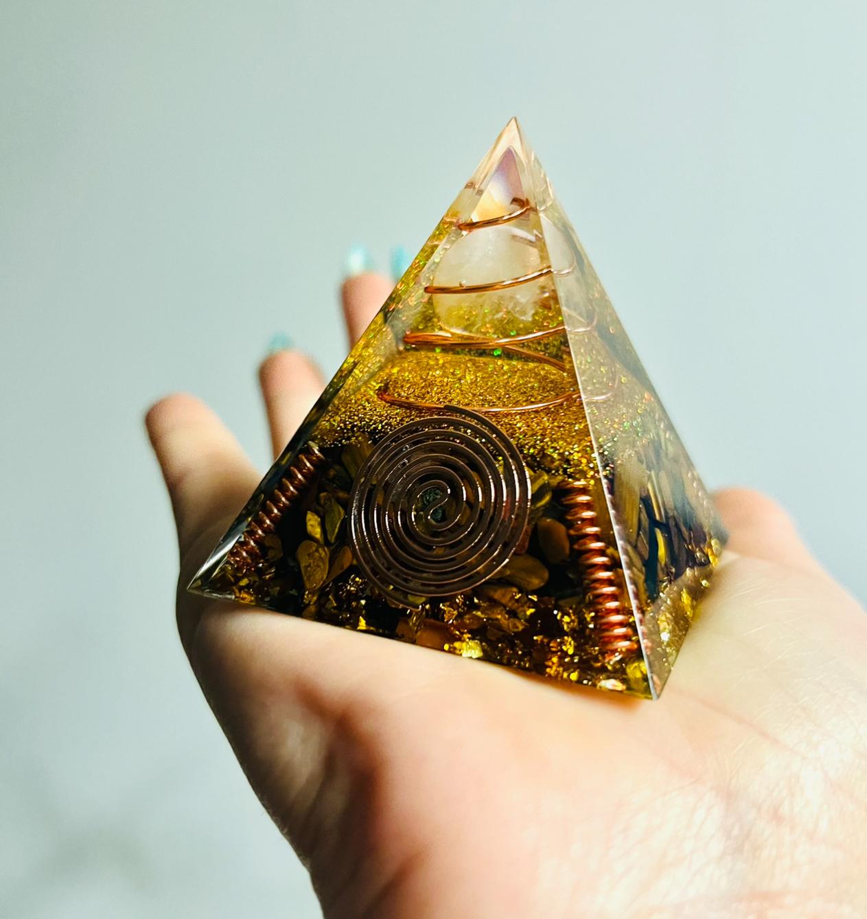 ORGONITE PIRAMIDE ESPIRAL 