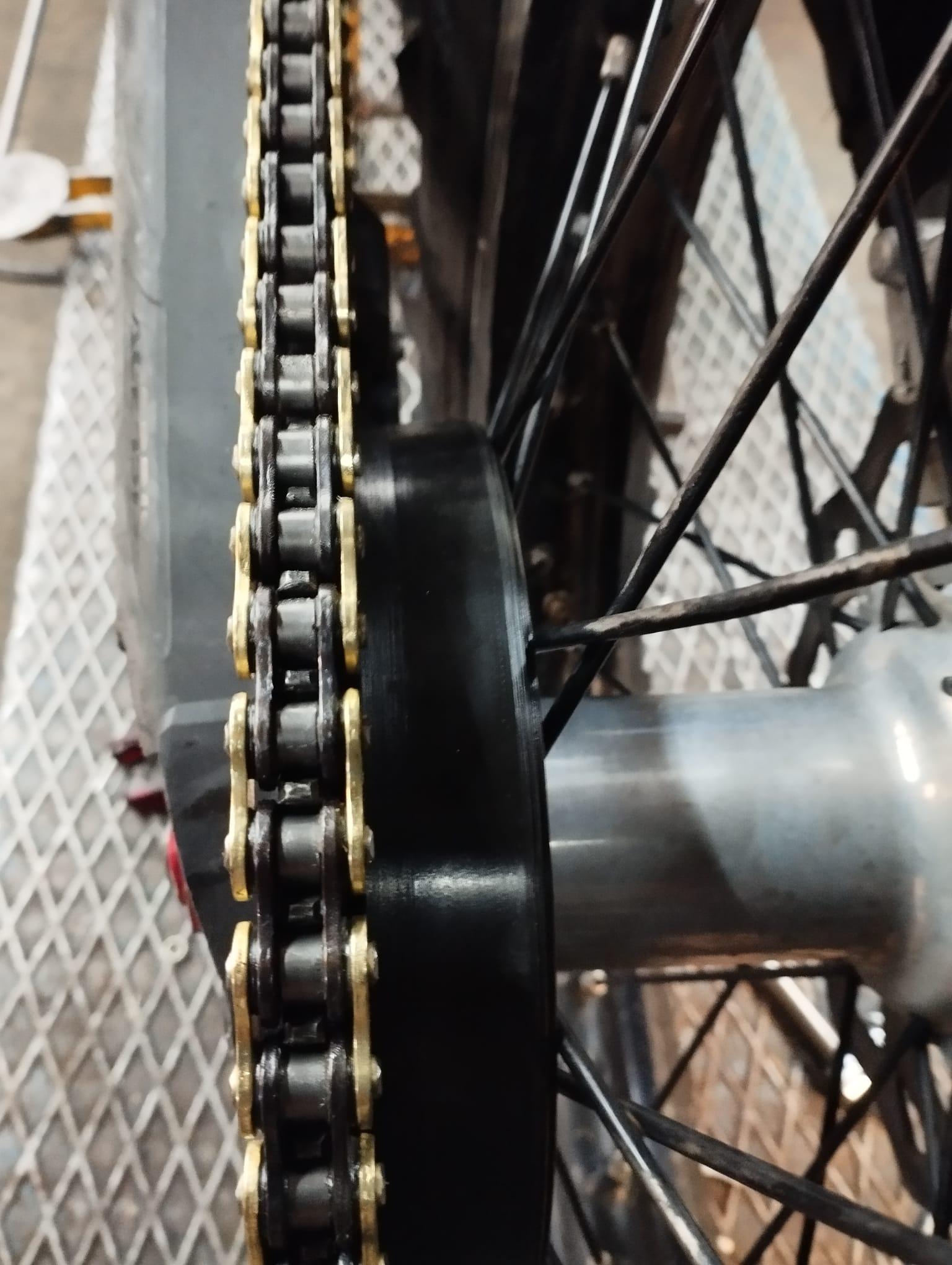 Protetor de Corrente, Cubo e Cremalheira UNIVERSAL - Preto