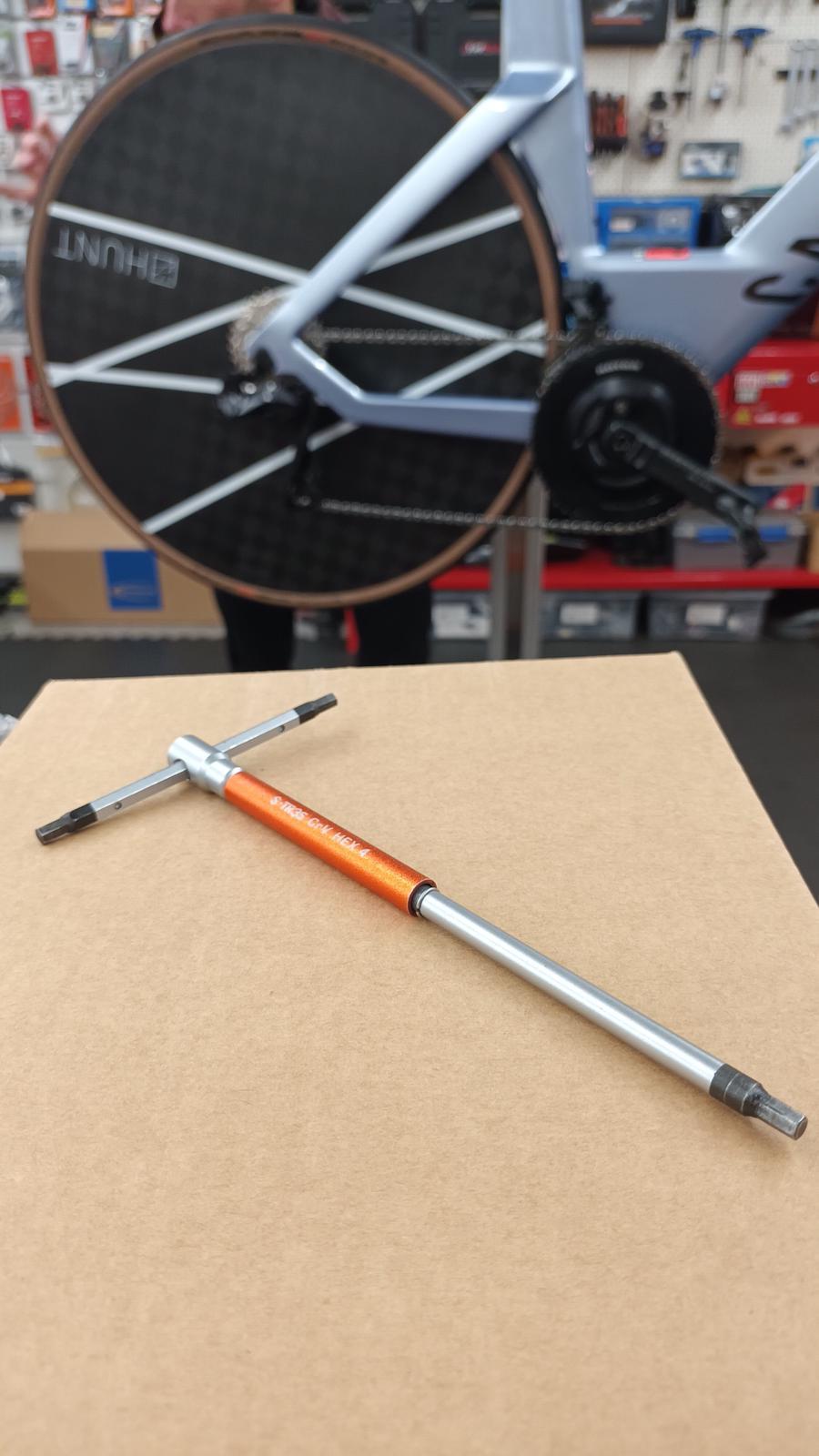 Chaves Allen em formato de T