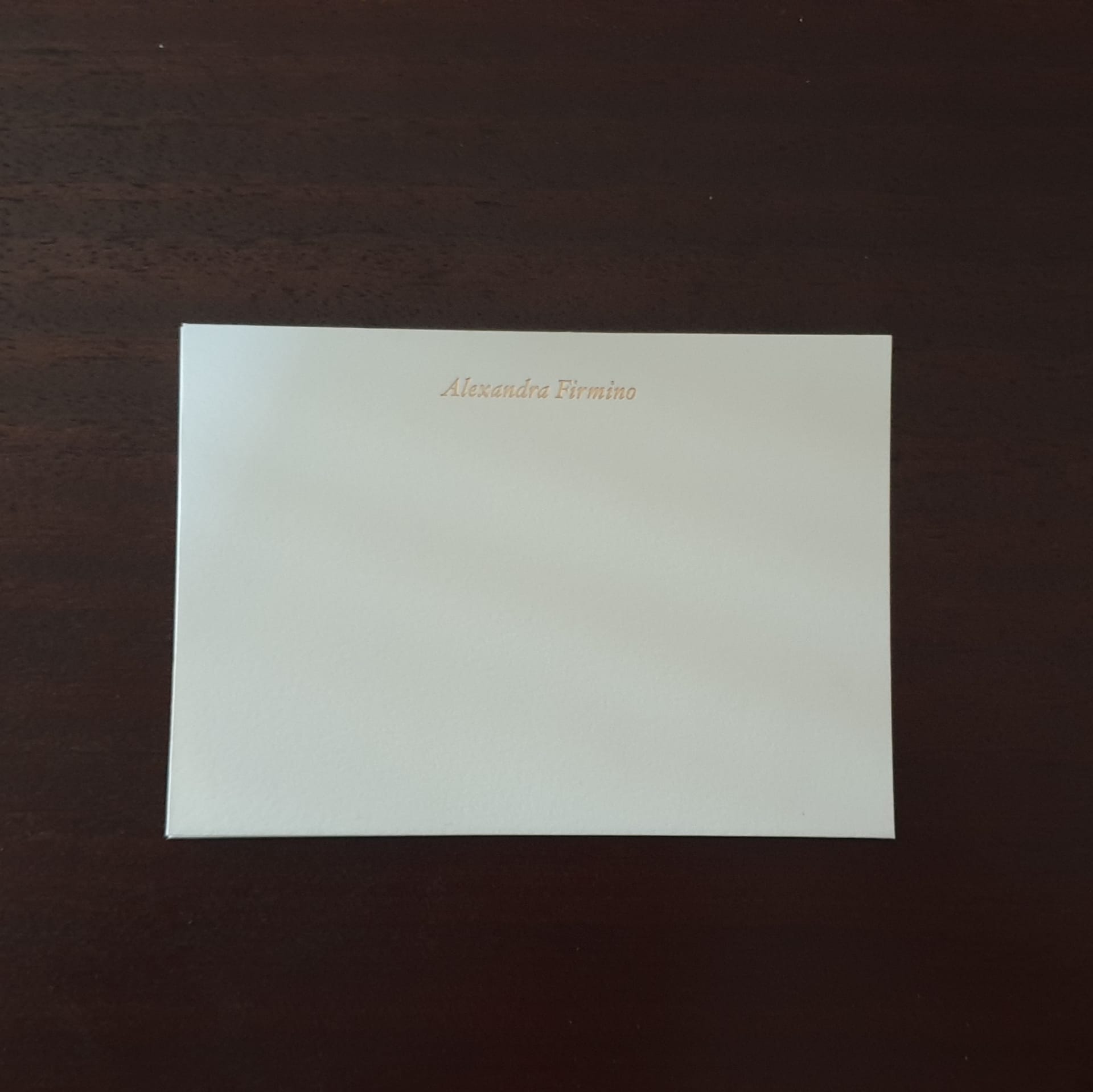 Letterpress 1/0 - Linha única / 25 / Cartão Customizado + Envelope Branco