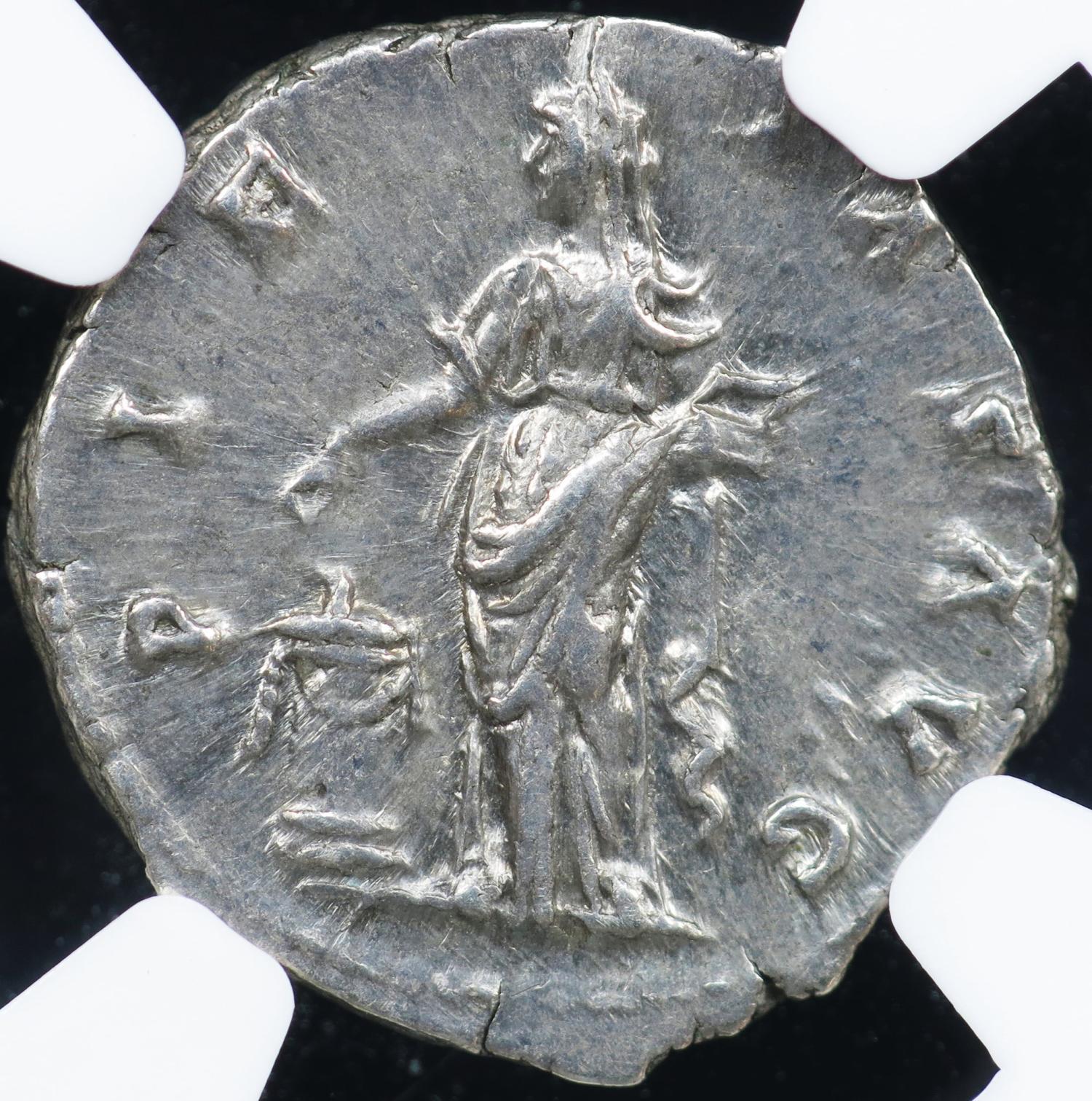 Faustina Denário 138-140/1 dc Prata NGC Ch XF 