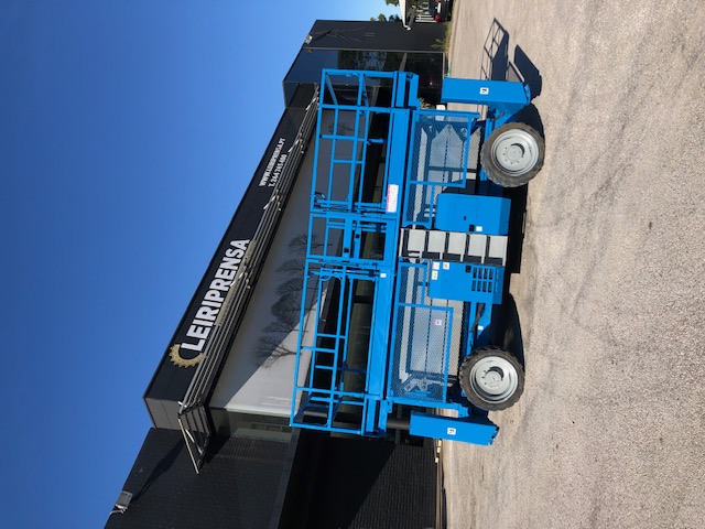Plataforma Elevatória GENIE - GS4390
