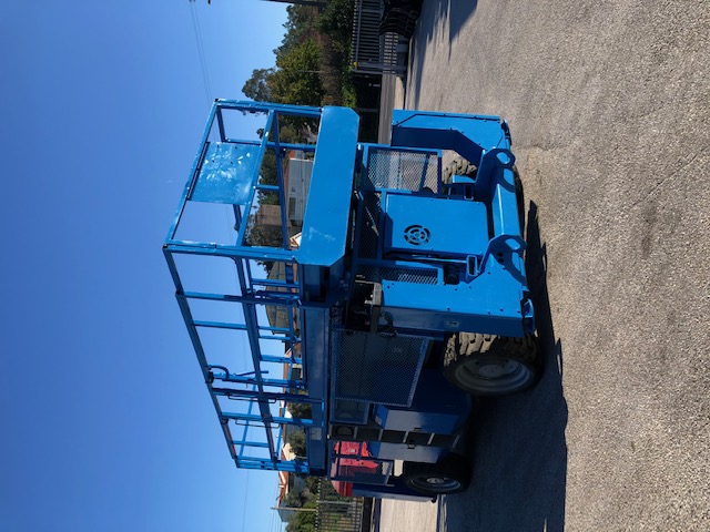Plataforma Elevatória GENIE - GS4390