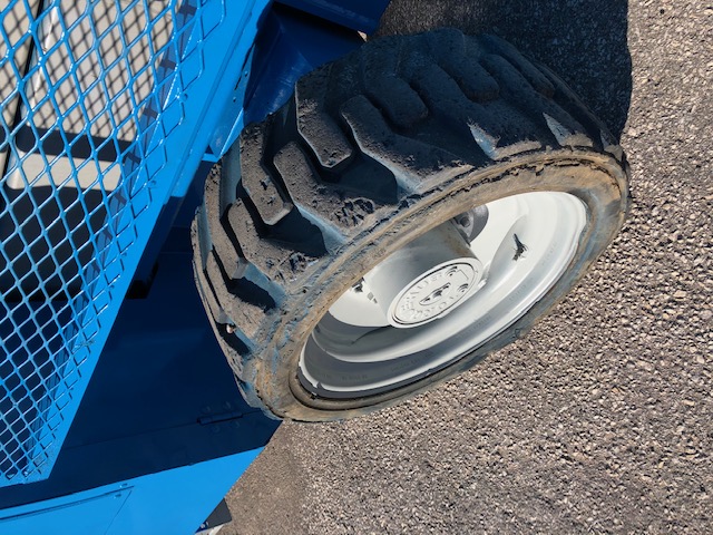 Plataforma Elevatória GENIE - GS4390